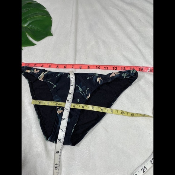 NEW O'Neill Christy Floral Twist Tab Bikini Bottom in‎ Black [SZ Large ] - Picture 5 of 12